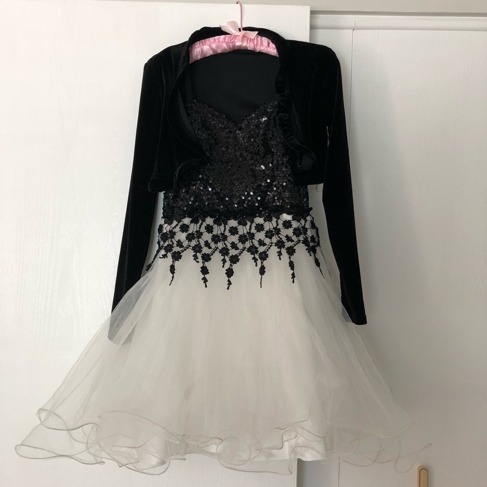 Beautiful homecoming/ special occasion dress / top Christmas dress - Picture 4 of 16